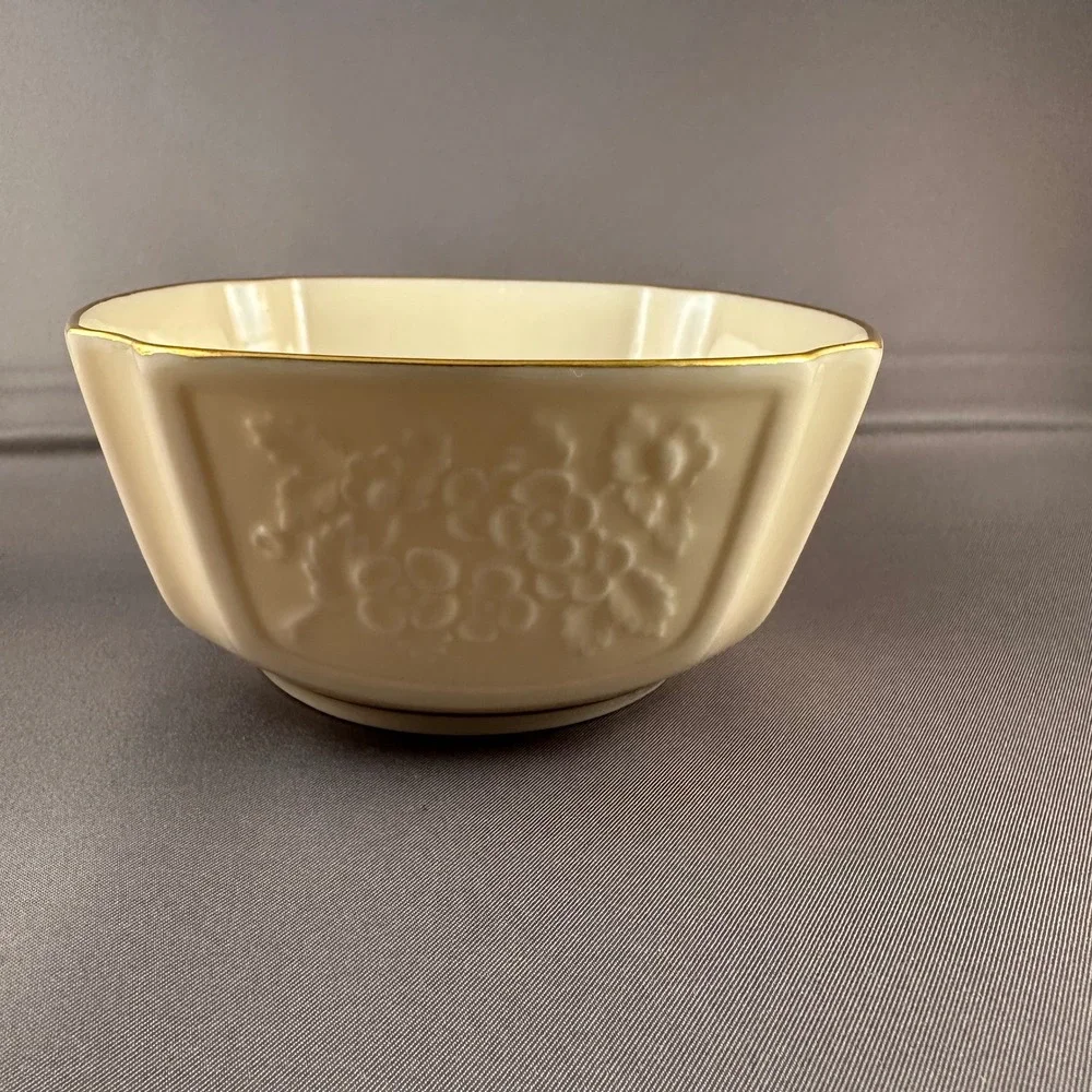 Vtg Lenox Arcadia Collection 1979 Cream Floral Gold Rimmed‎ Square Candy Dish
